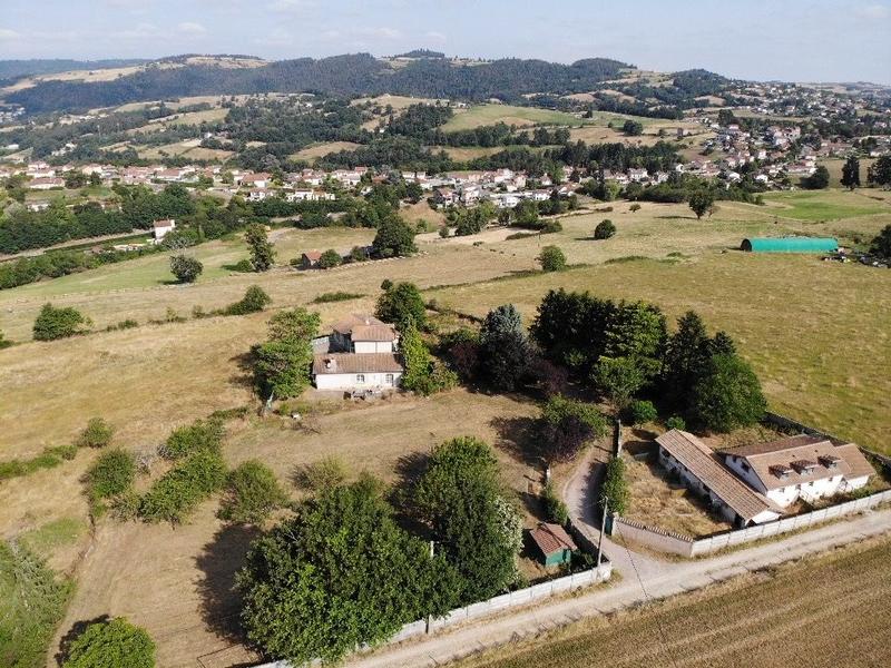 Maison - 236 m² - 7 pièces