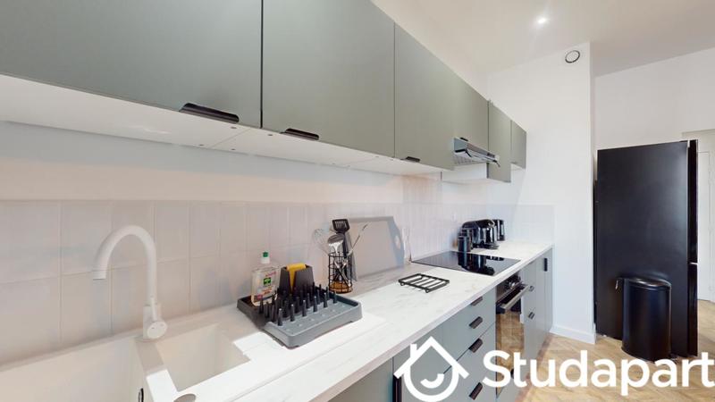 Chambre - 11 m² - 1 pièce