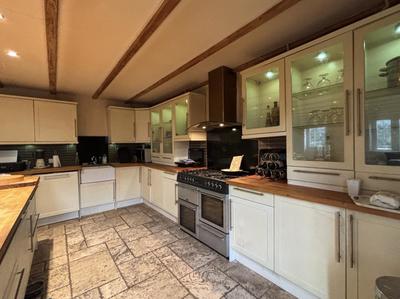 Maison en pierre - 126 m² - 5 pièces