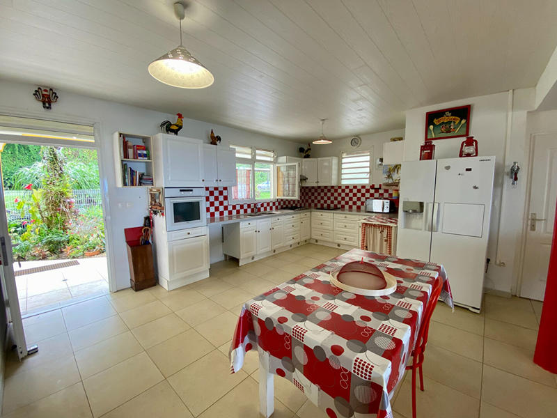 Maison - 163 m² - 5 pièces