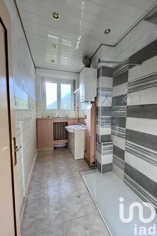 Appartement - 90 m² - 4 pièces