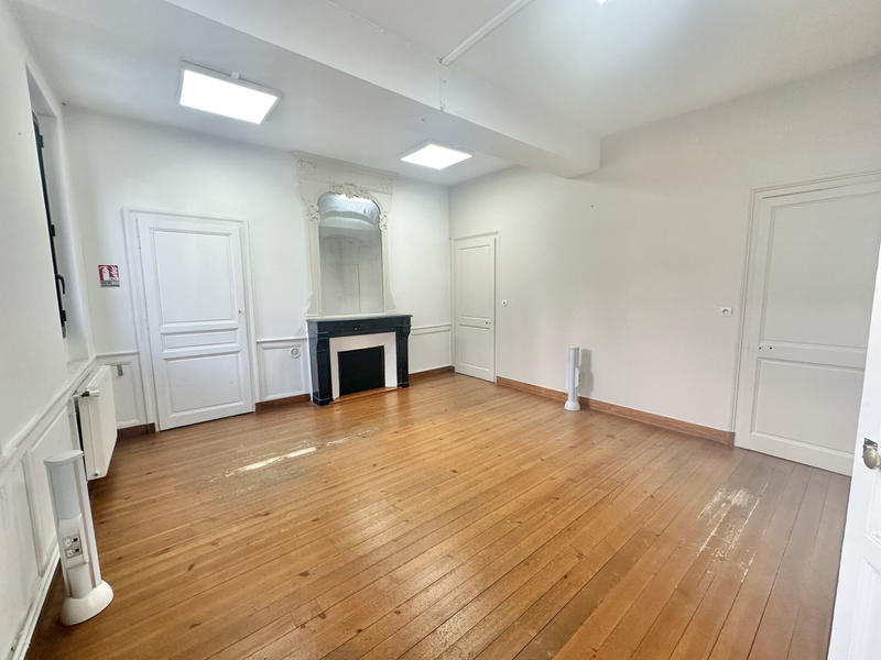 Local commercial - 81 m²