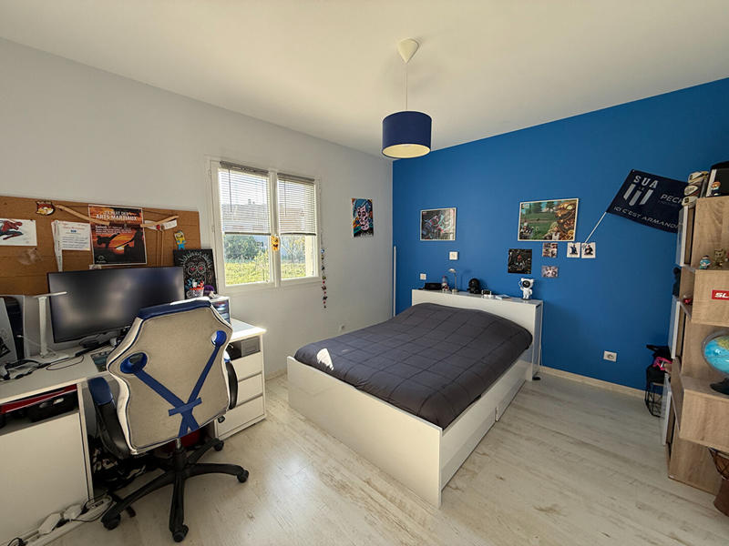 Maison - 182 m² - 6 pièces