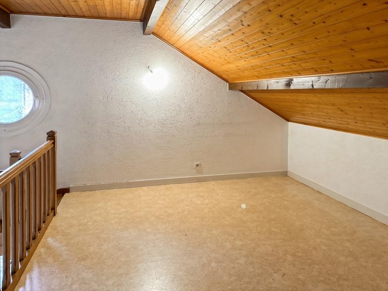 Maison - 175 m² - 7 pièces