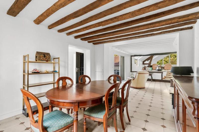 Corps de ferme - 237 m² - 9 pièces