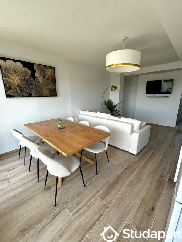 Chambre - 16 m² - 1 pièce