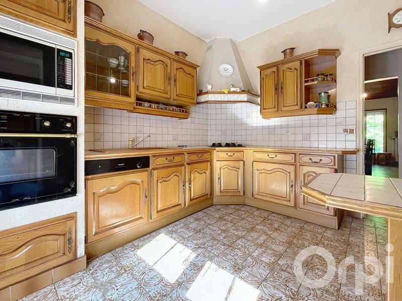 Maison - 164 m² - 7 pièces