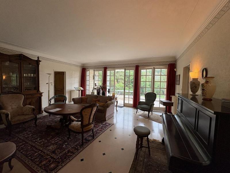 Villa - 186 m² - 8 pièces