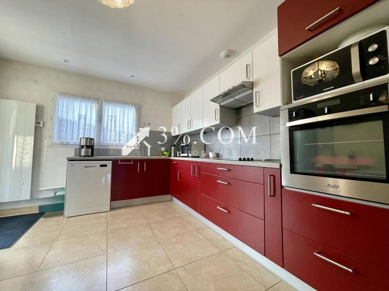 Maison - 190 m² - 6 pièces