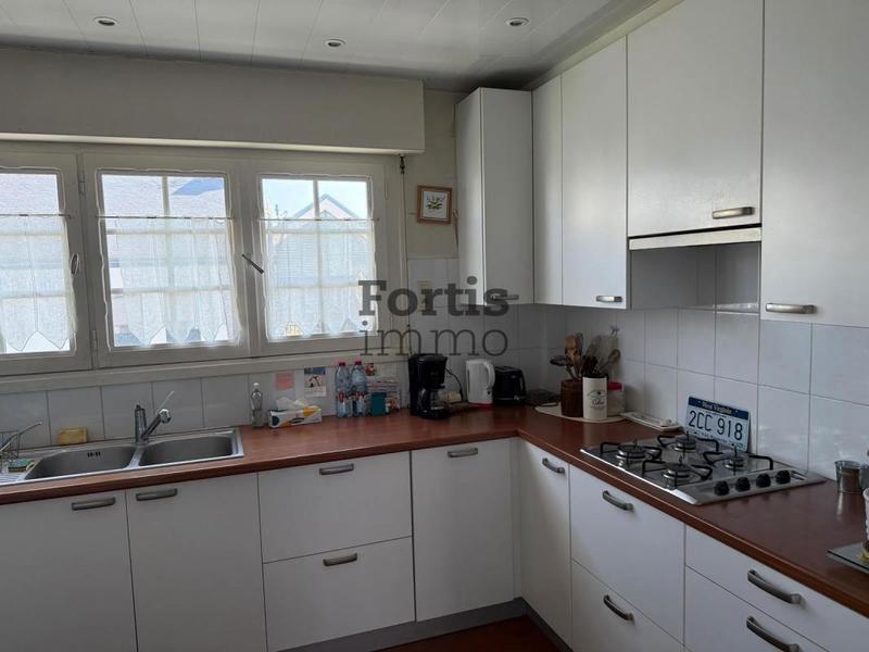 Maison - 161 m² - 7 pièces