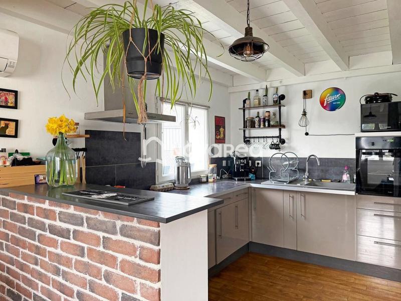 Maison - 90 m² - 3 pièces