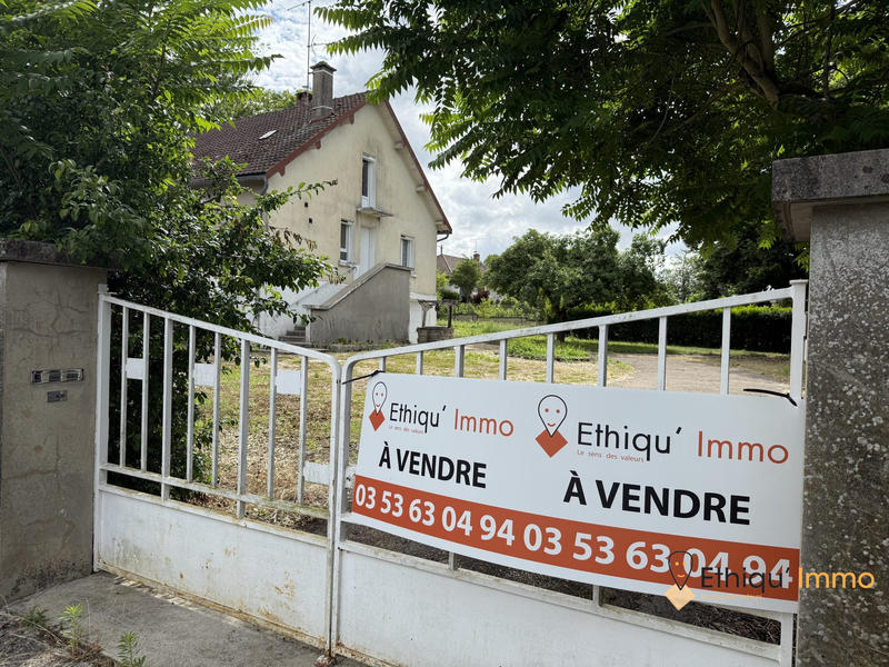 Maison - 102 m² - 3 pièces