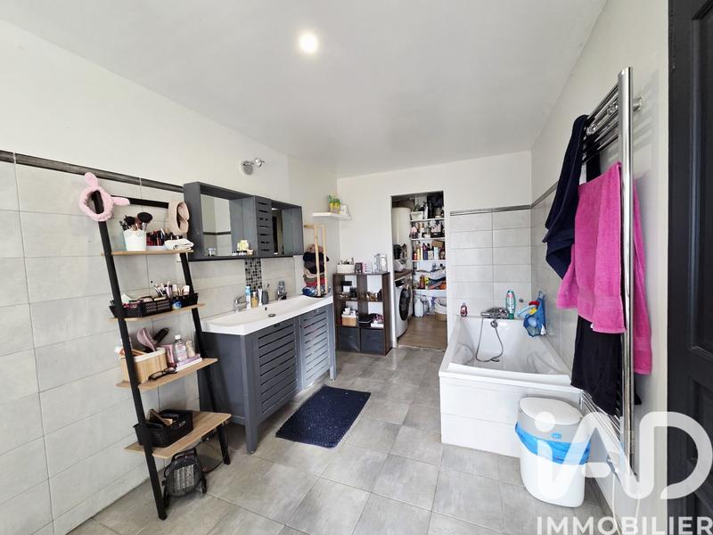 Maison - 163 m² - 5 pièces