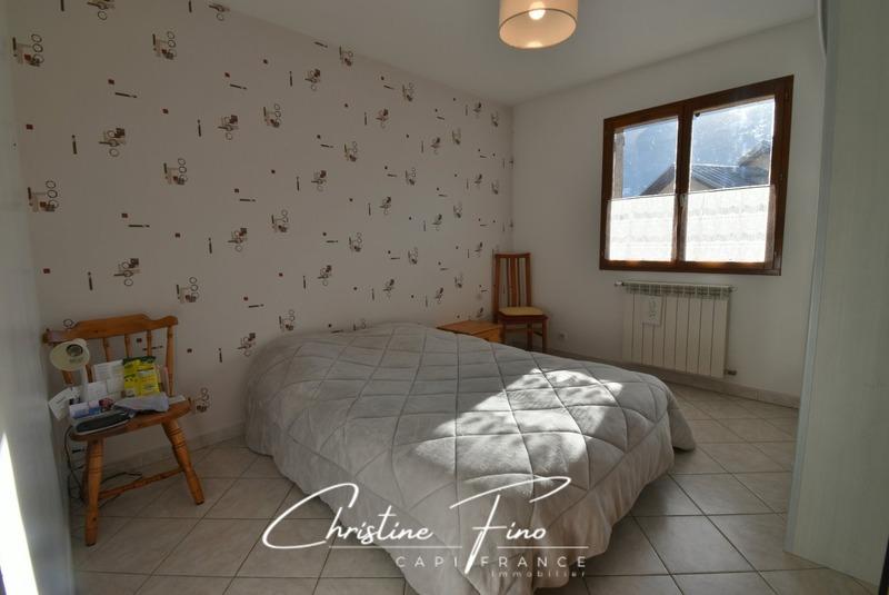 Maison - 199 m² - 14 pièces