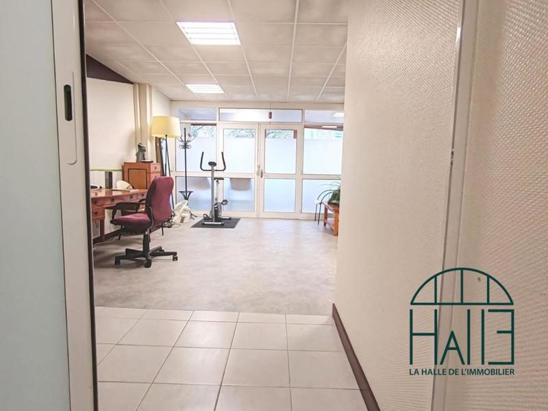 Bureau - 120 m² - 4 pièces