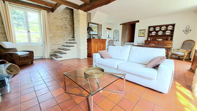 Maison - 201 m² - 7 pièces