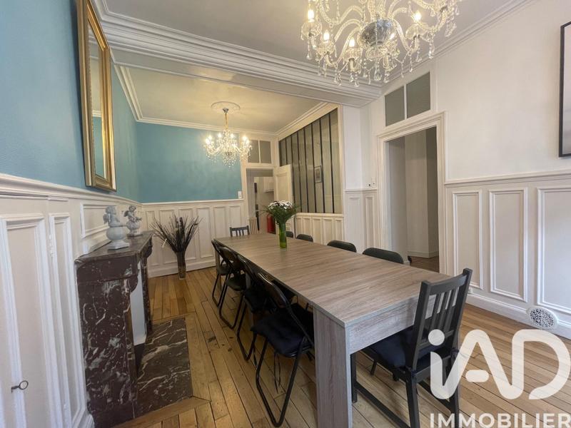 Appartement - 143 m² - 5 pièces