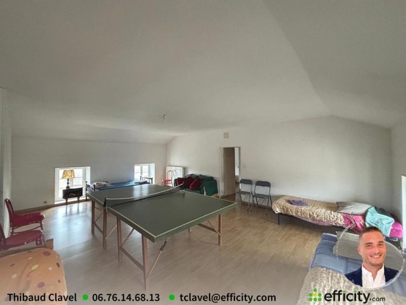 Maison - 416 m² - 15 pièces