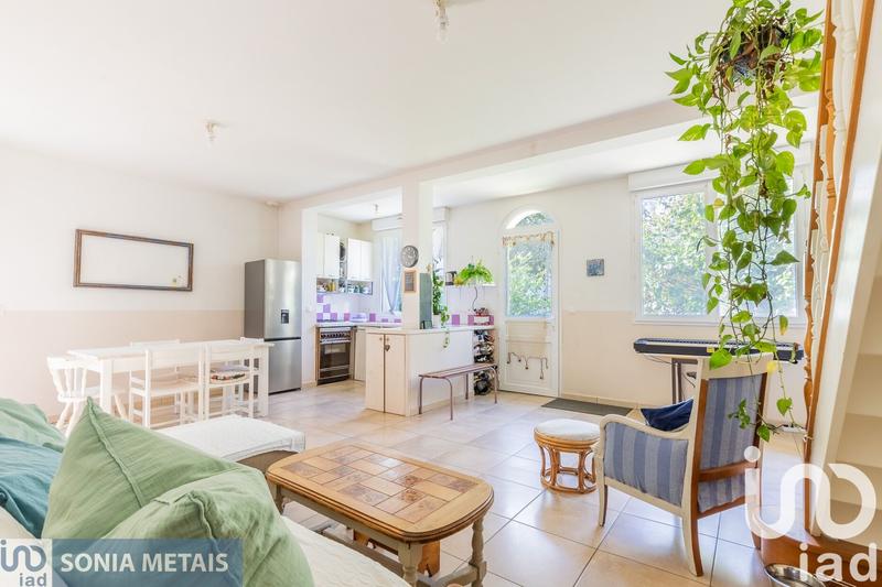 Maison - 100 m² - 6 pièces