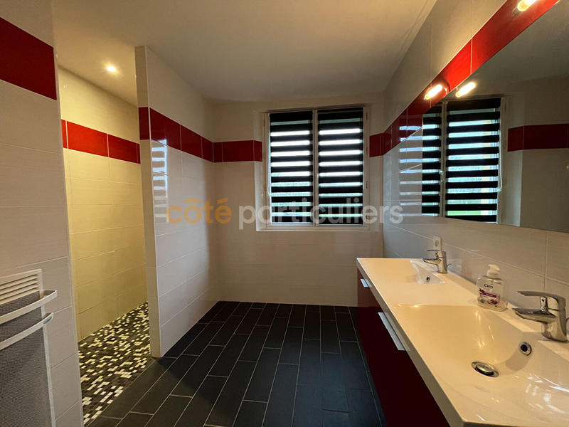 Maison - 110 m² - 5 pièces