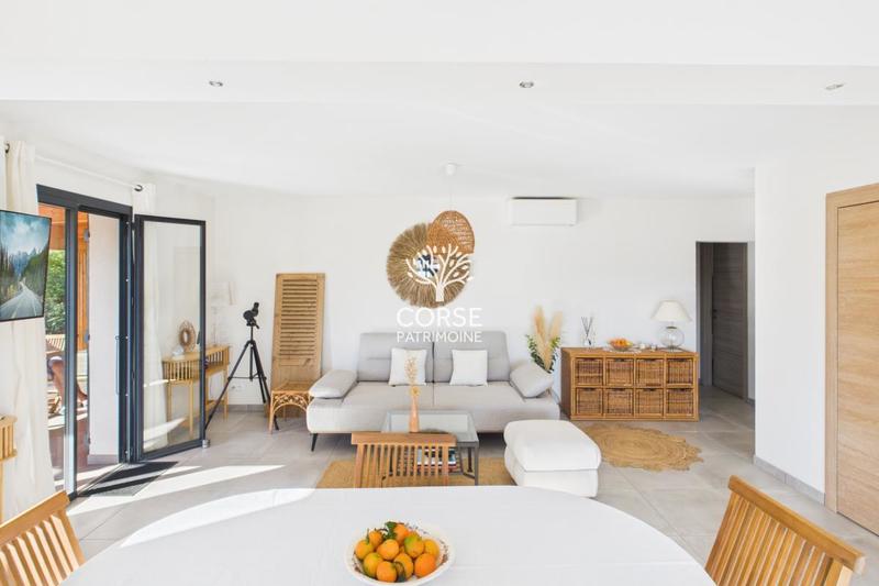 Villa - 95 m² - 4 pièces