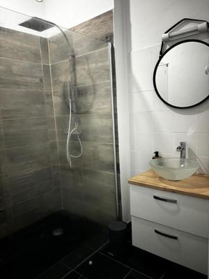 Appartement - 92 m² - 5 pièces