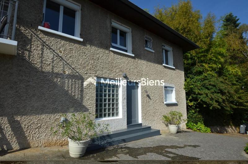 Maison - 140 m² - 5 pièces