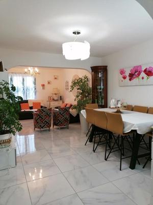 Maison - 93 m² - 5 pièces