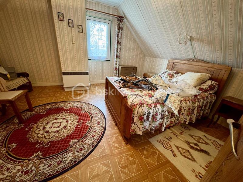 Maison - 96 m² - 6 pièces