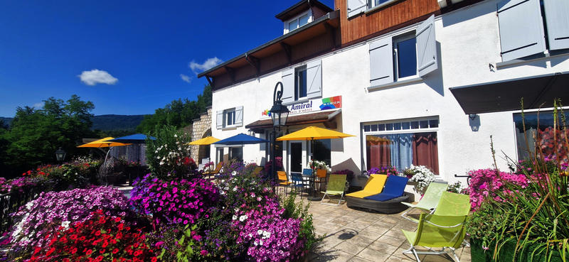 Propriété - 660 m² - 20 pièces