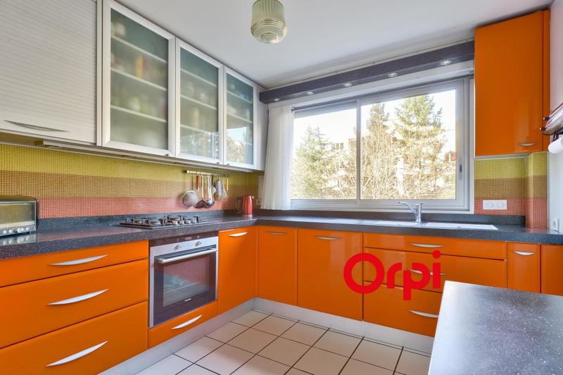 Appartement - 65 m² - 2 pièces