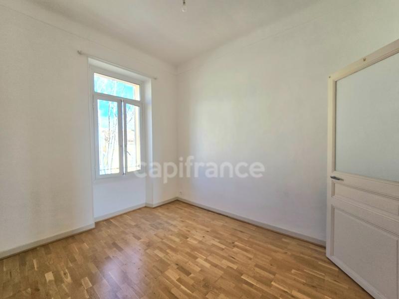 Appartement bourgeois - 80 m² - 4 pièces