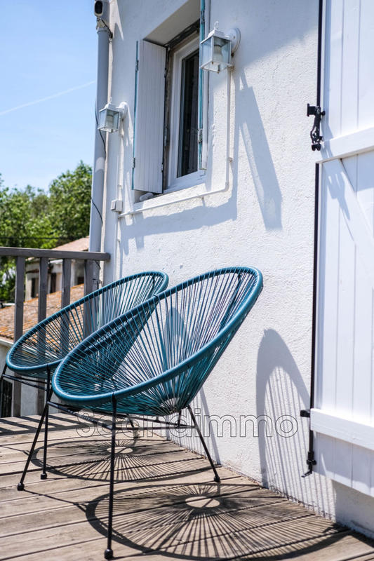 Maison - 141 m² - 8 pièces