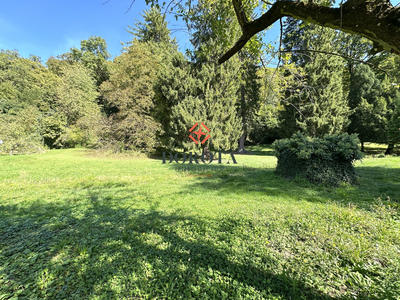 Maison - 211 m² - 9 pièces