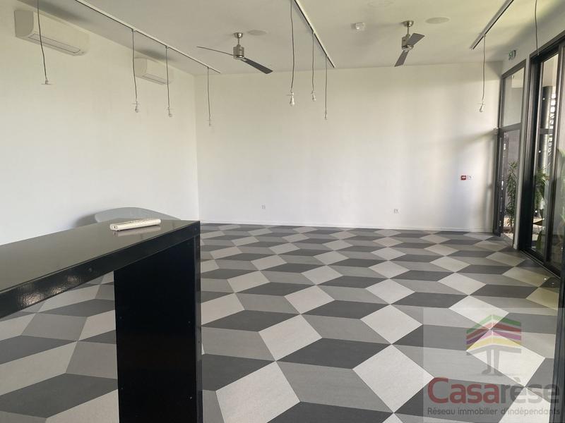 Bureau - 295 m² - 8 pièces