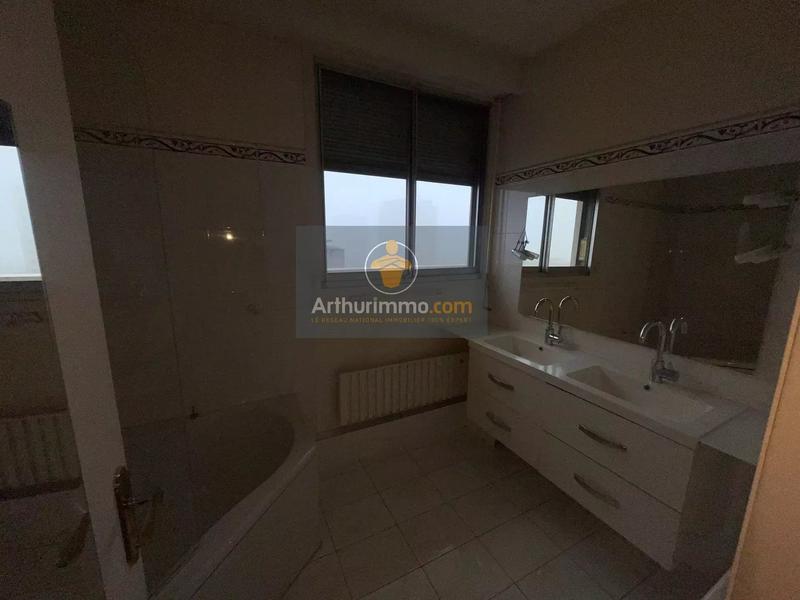 Appartement - 83 m² - 3 pièces