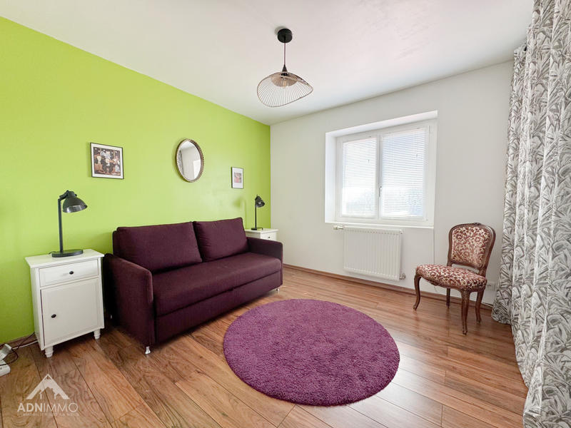 Maison - 333 m² - 10 pièces