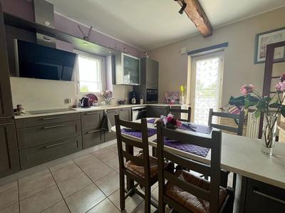 Maison - 127 m² - 7 pièces