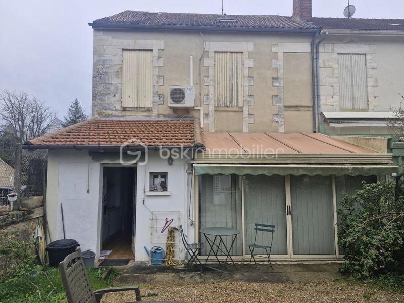 Maison traditionnelle - 163 m² - 6 pièces