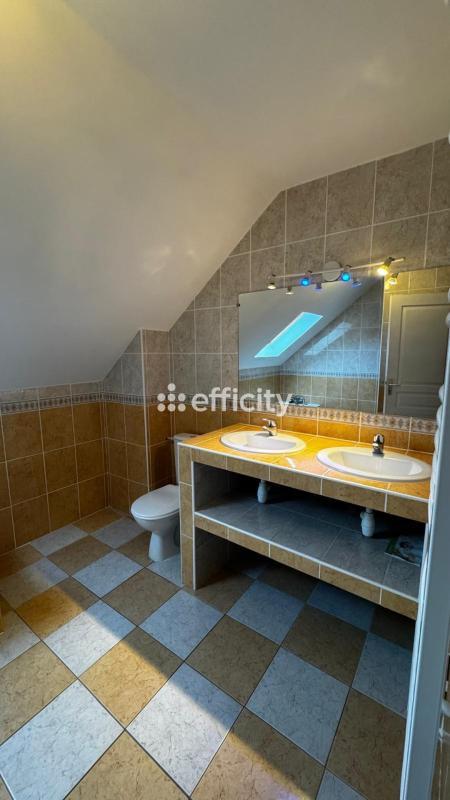 Pavillon - 105 m² - 5 pièces