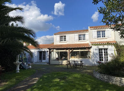 Maison - 133 m² - 6 pièces