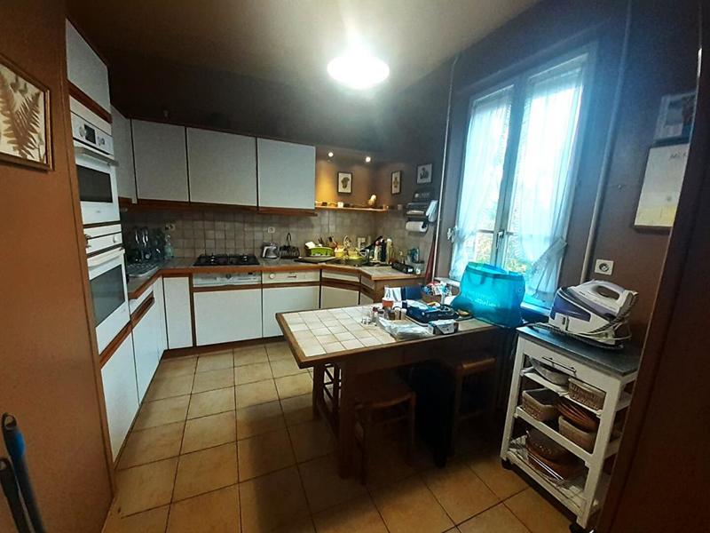 Propriété - 137 m² - 8 pièces
