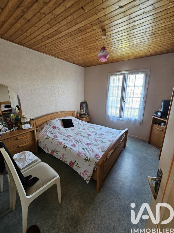 Maison - 214 m² - 8 pièces