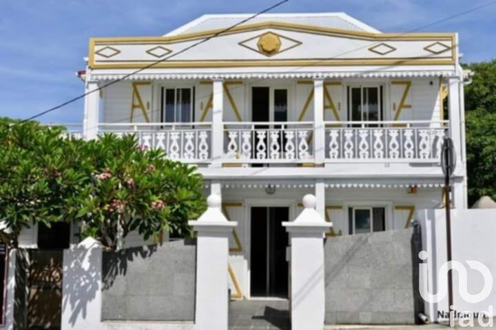 Maison - 96 m² - 4 pièces