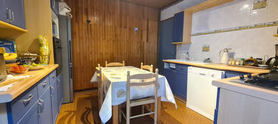 Maison - 90 m² - 5 pièces