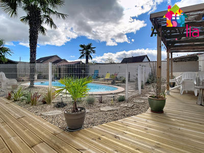 Maison - 90 m² - 5 pièces