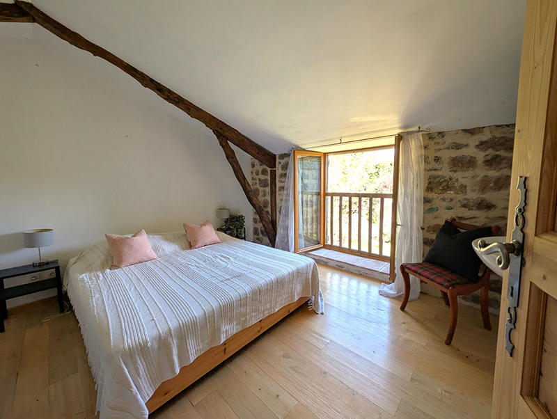 Maison - 137 m² - 4 pièces