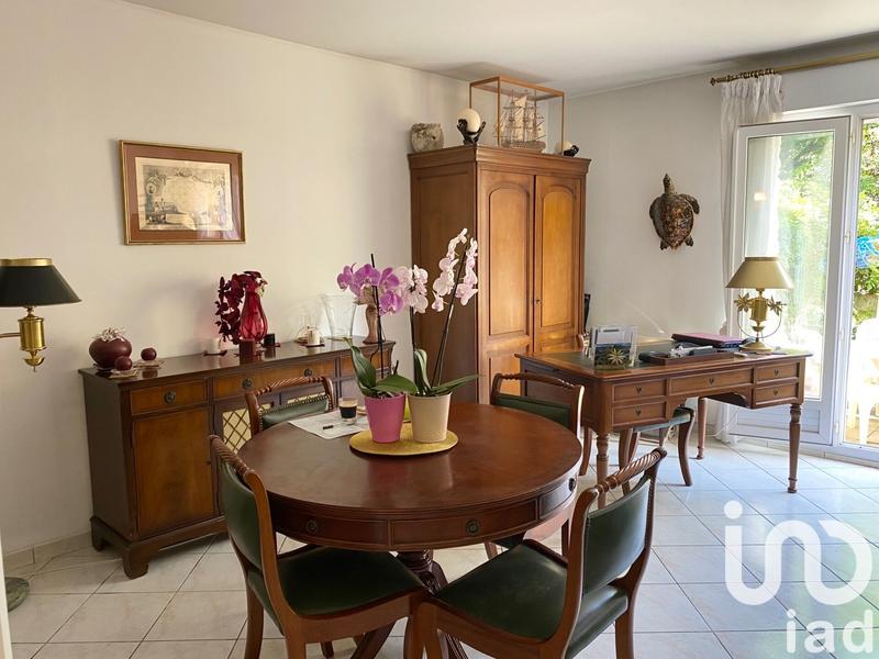 Maison - 99 m² - 5 pièces