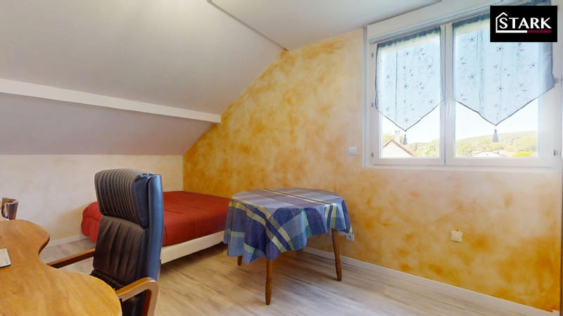 Maison - 121 m² - 5 pièces