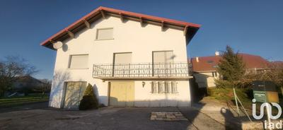 Maison - 182 m² - 8 pièces